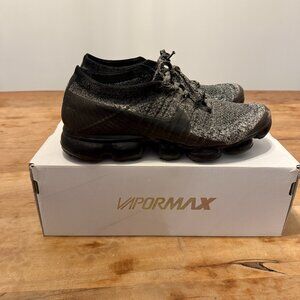 Nike Air Vapormax Flyknit Oreo 2.0 - Size 9 - Black